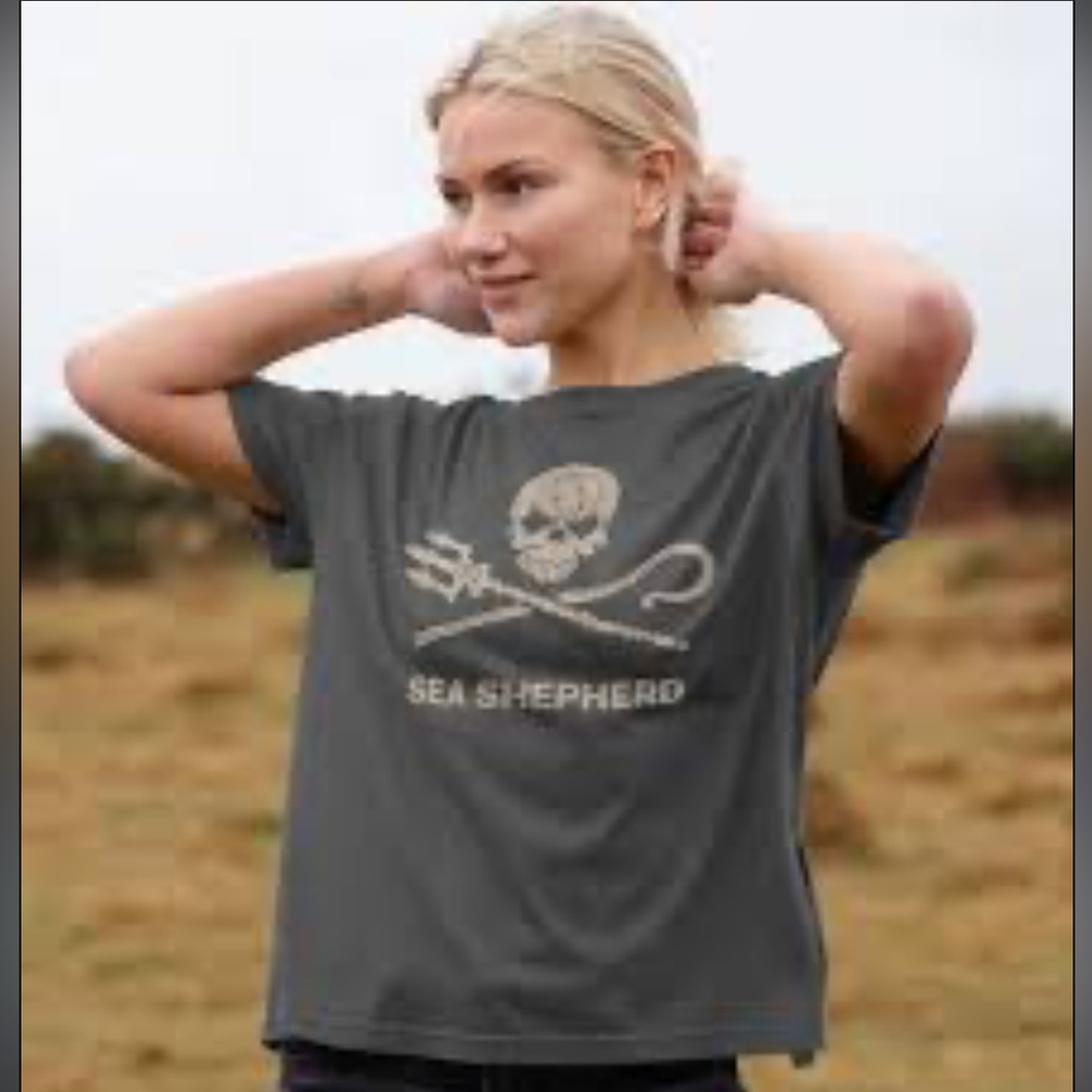 Sea Shepherd Black Jolly Rancher Embroidery Women’s Shirt N184